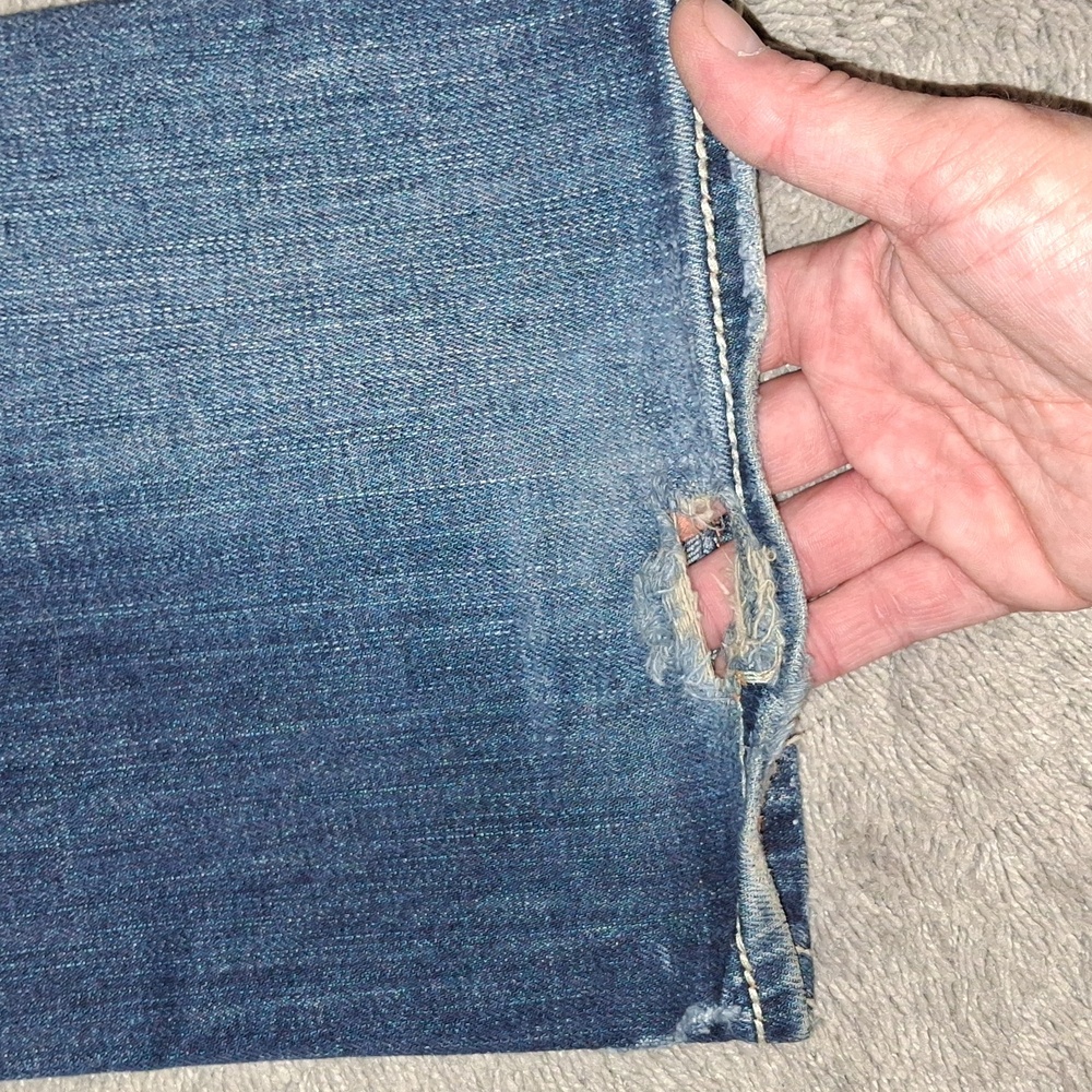 EUC Rock Revival Alanis Boot Cut Jeans - Picture 11 of 13